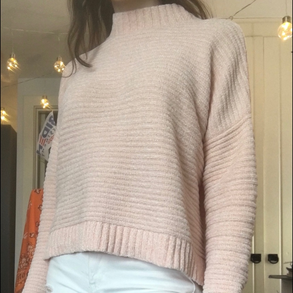 Forever 21 pink turtleneck sweater